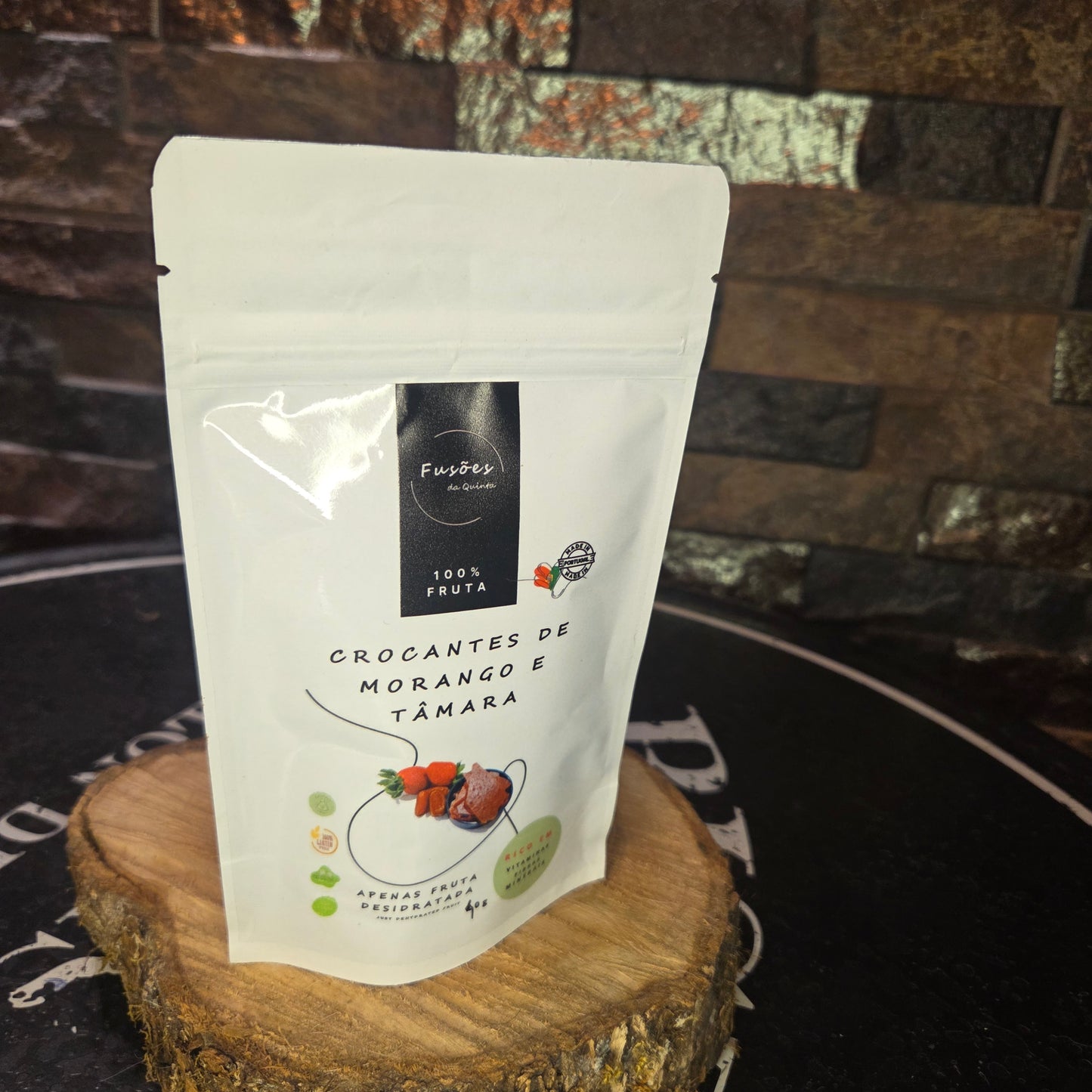 Crocantes de Morango e Tâmara